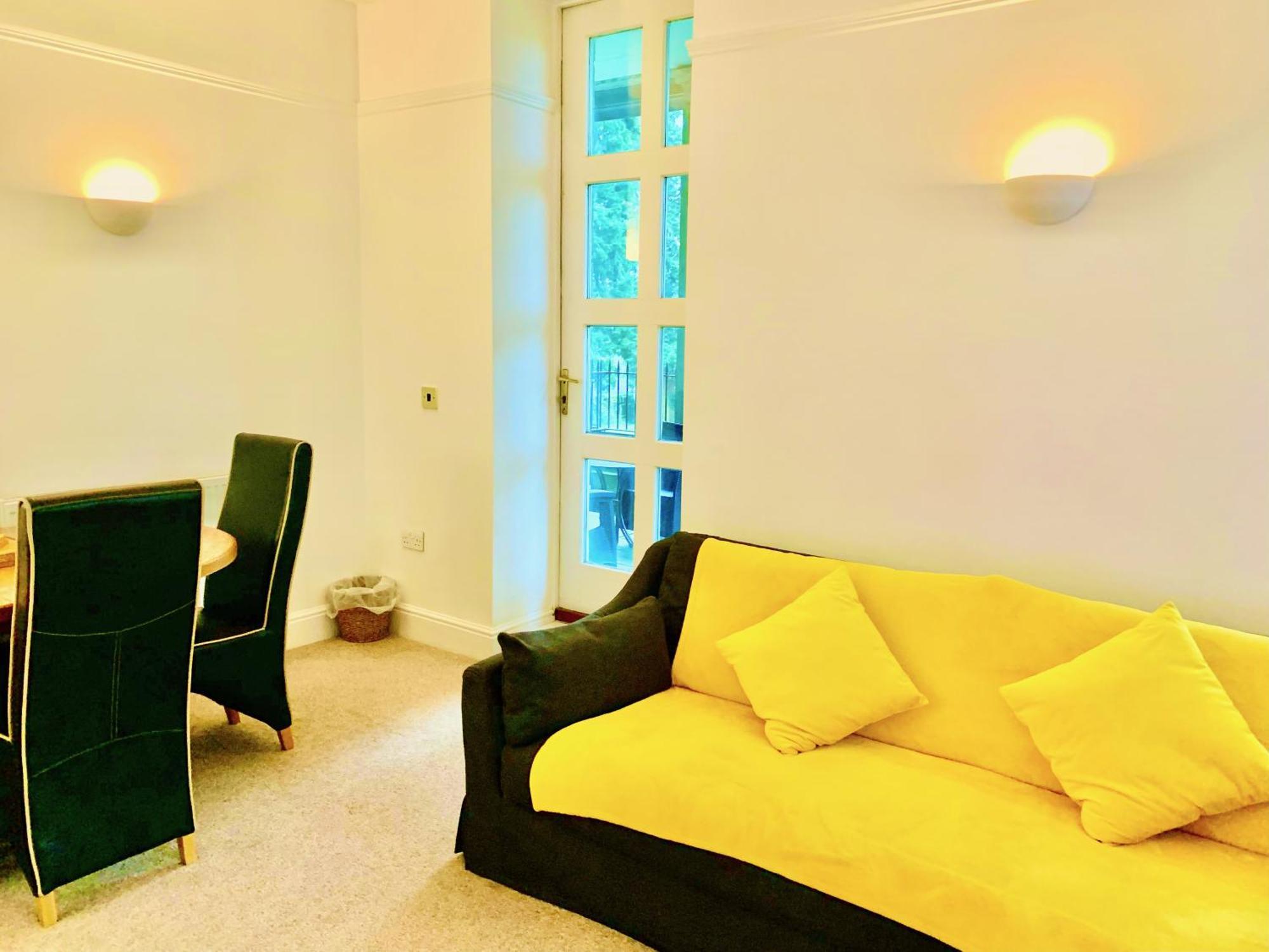 St Andrews Apartments Мейдстон Экстерьер фото